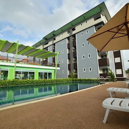 Gold Airport Suites Bangkok Extérieur photo