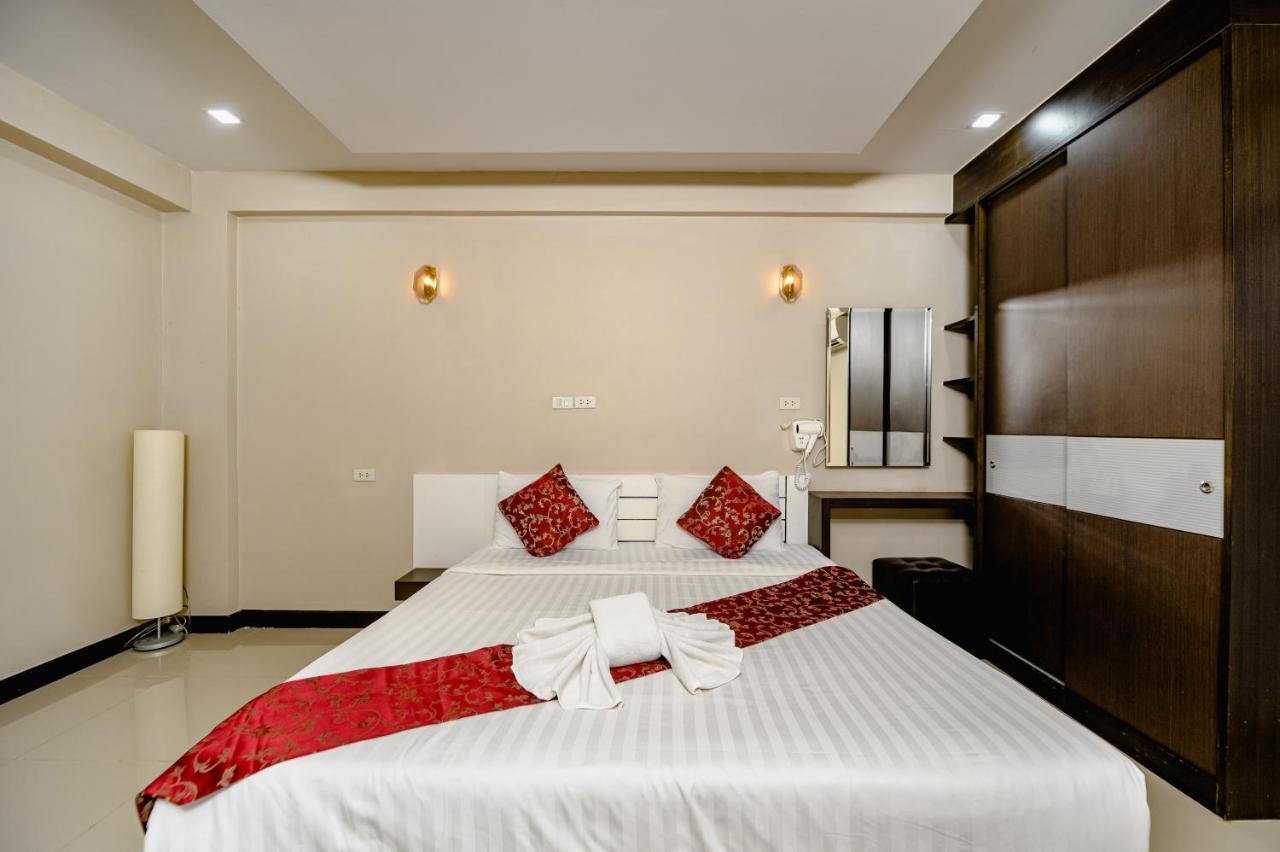 Gold Airport Suites Bangkok Extérieur photo