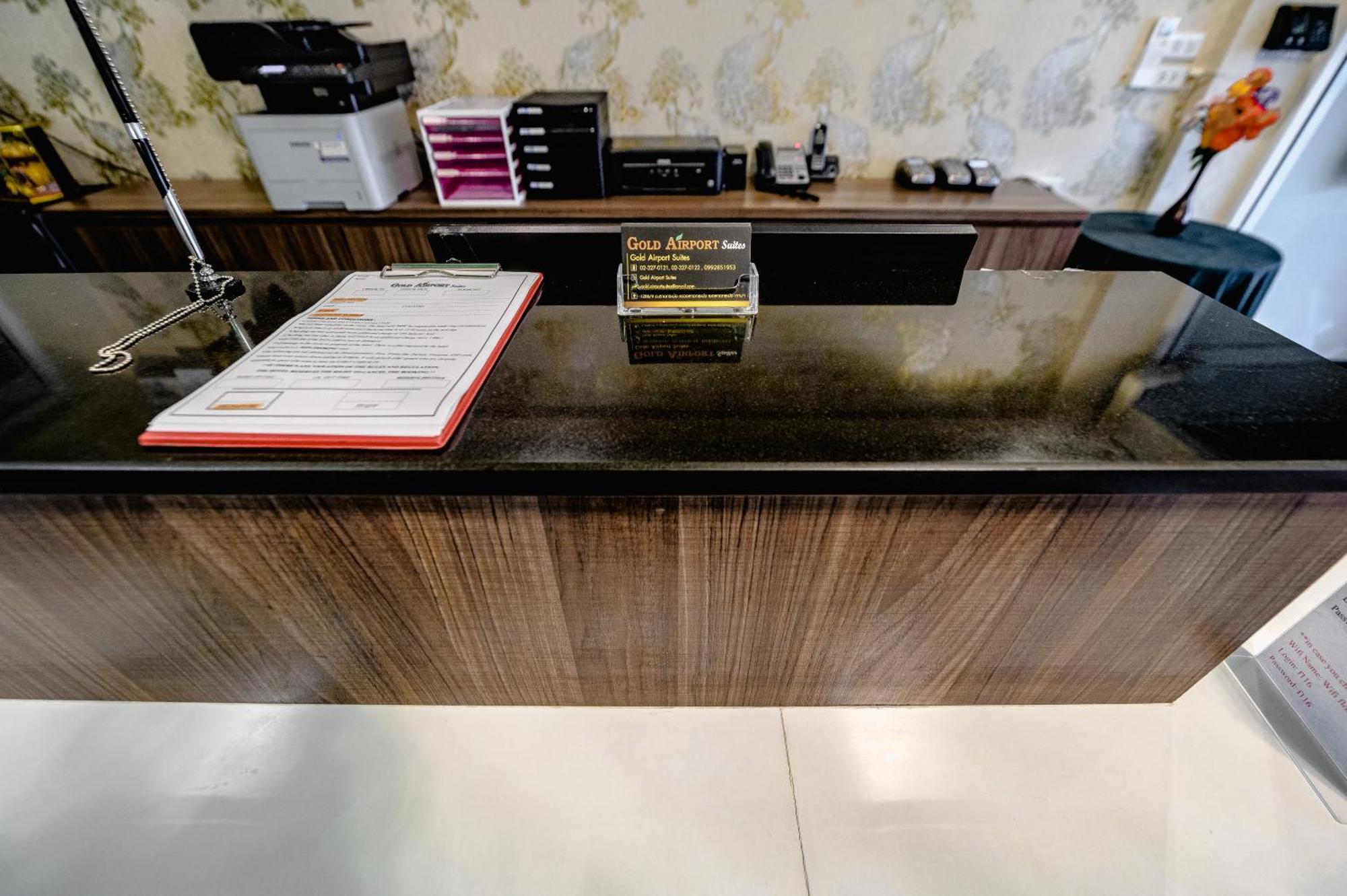 Gold Airport Suites Bangkok Extérieur photo