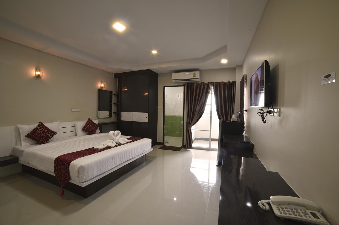 Gold Airport Suites Bangkok Extérieur photo