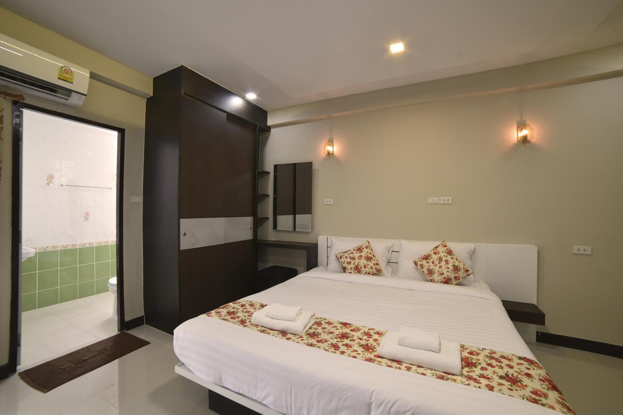 Gold Airport Suites Bangkok Extérieur photo