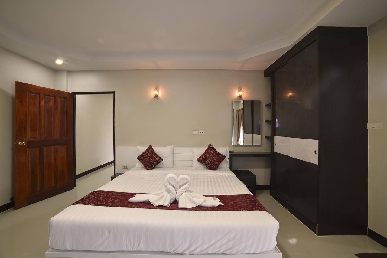 Gold Airport Suites Bangkok Extérieur photo