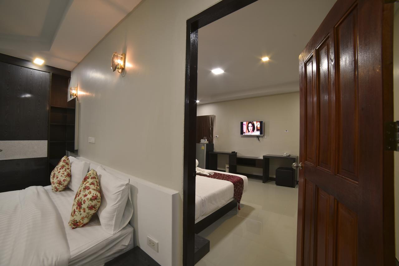 Gold Airport Suites Bangkok Extérieur photo
