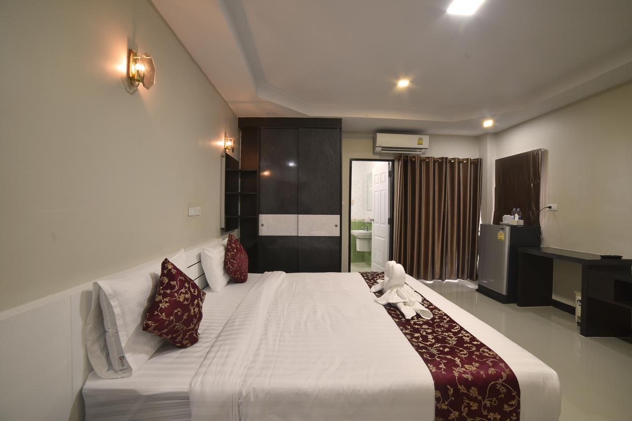 Gold Airport Suites Bangkok Extérieur photo